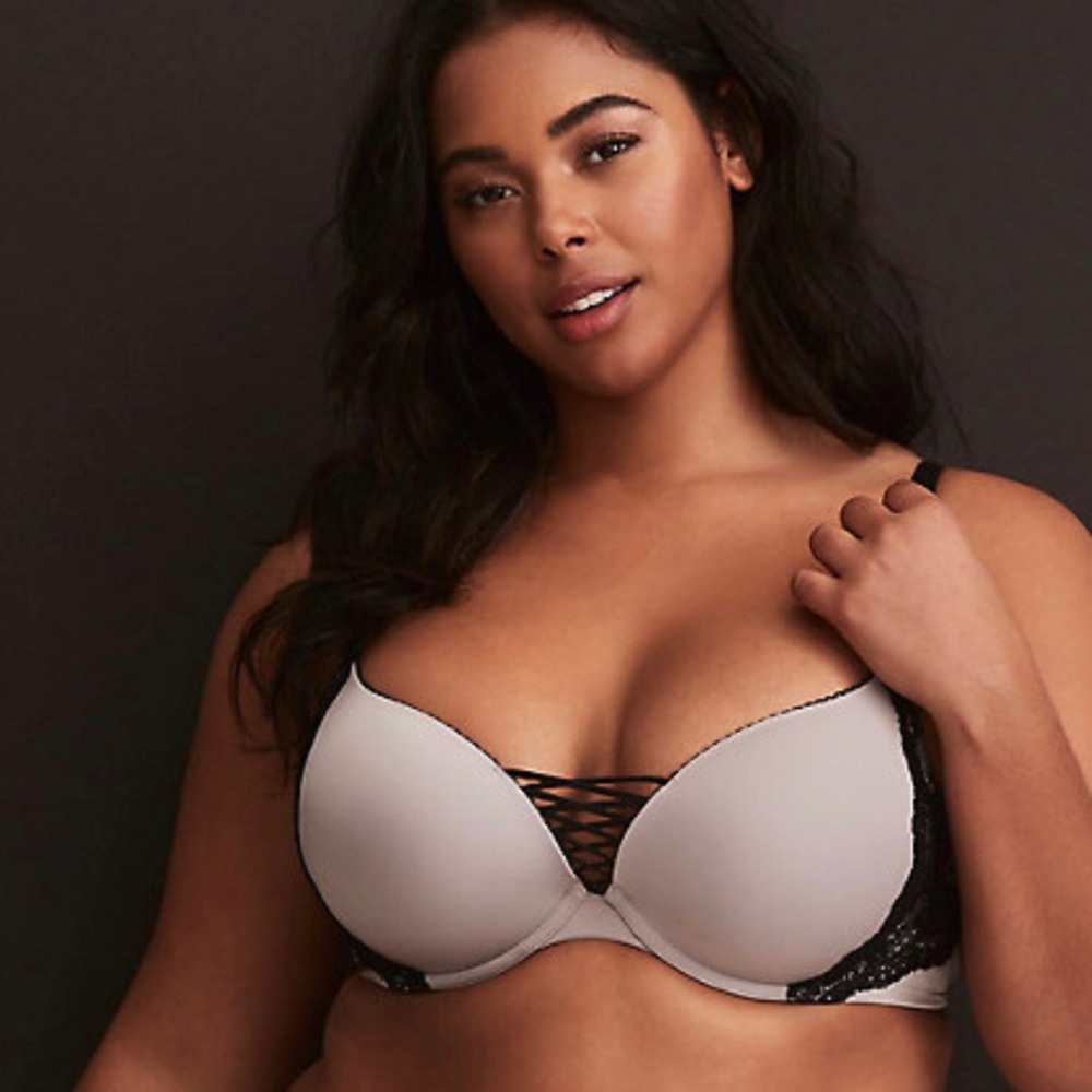 Torrid Lace Up Lace Trim Push Up Plunge Bra - Picture 2 of 6